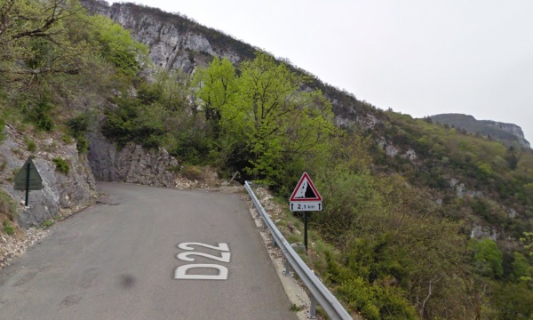 no_road.jpg.47178044d06fedf3d1724d89047e35af.jpg