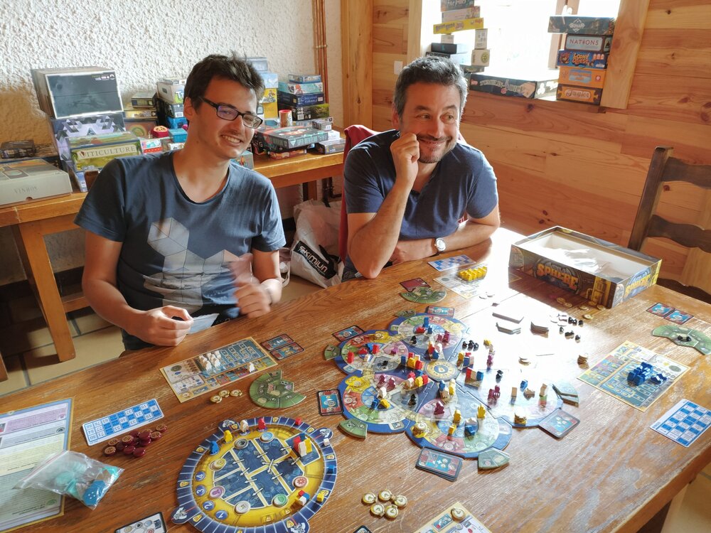 WEF_2021_Samedi_Aquasphere-scaled.thumb.jpg.f81ba656cd908c72708ee4b62a58043f.jpg