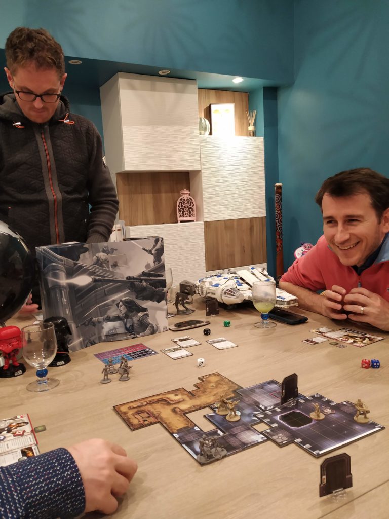 Francky concentré, Guiyom souriant