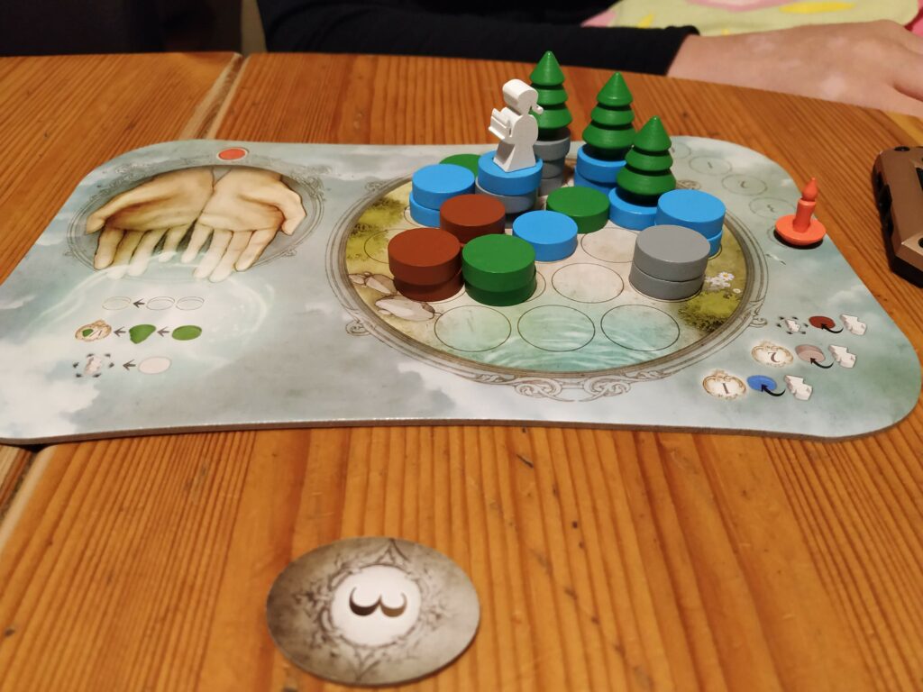 Le plateau de jeu d'Émilie, avec plein de fragments de rêve en tout genre